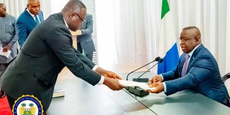 Minister and Deputy Ministers of Finance take Oath of Office before President Bio