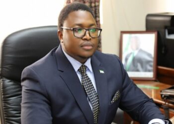 Minister of Foreign Affairs Secures More Scholarships for Students in Bilateral Meeting with Hungary