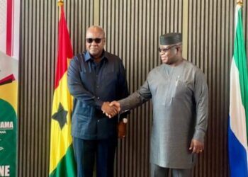 Ghana’s President Mahama Arrives in Sierra Leone 