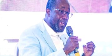 Labour Minister Announces 50% Increment in Minimum Wage