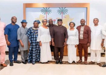 President Bio Pledges Government Support for Dignified Funeral of APC National Chairman Alhaji Minkailu Mansaray