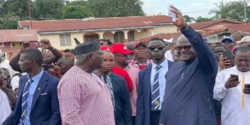 Former President Koroma Receives Jubilant Welcome in Hometown Makeni