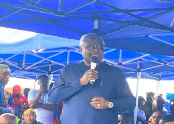 “I Will Serve as Father Figure to All” – Former President Koroma Tells Supporters in Makeni