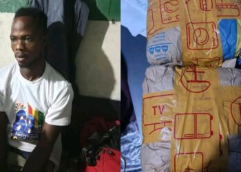Police Arrest Suspect with Two Parcels of Suspected Cannabis