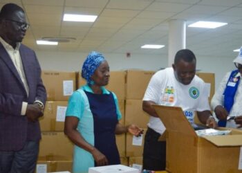 Stats SL Receives 25,000 Tablets for December Digital Census 